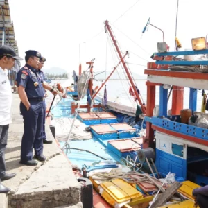 Pemkot Jakarta Timur Dorong Penangkapan Ikan Sapu‑Sapu Berkelanjutan