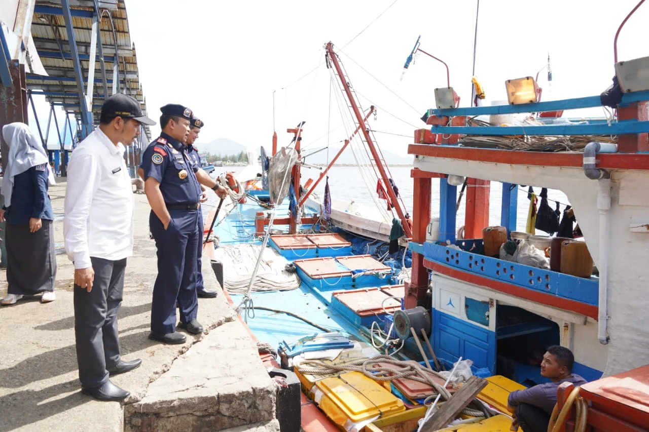 Pemkot Jakarta Timur Dorong Penangkapan Ikan Sapu‑Sapu Berkelanjutan