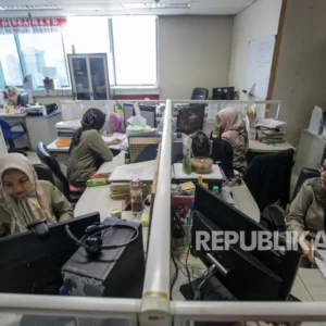 Pemprov DKI Jakarta Tegaskan Sanksi bagi ASN yang WFH di Kafe pada Hari Jumat