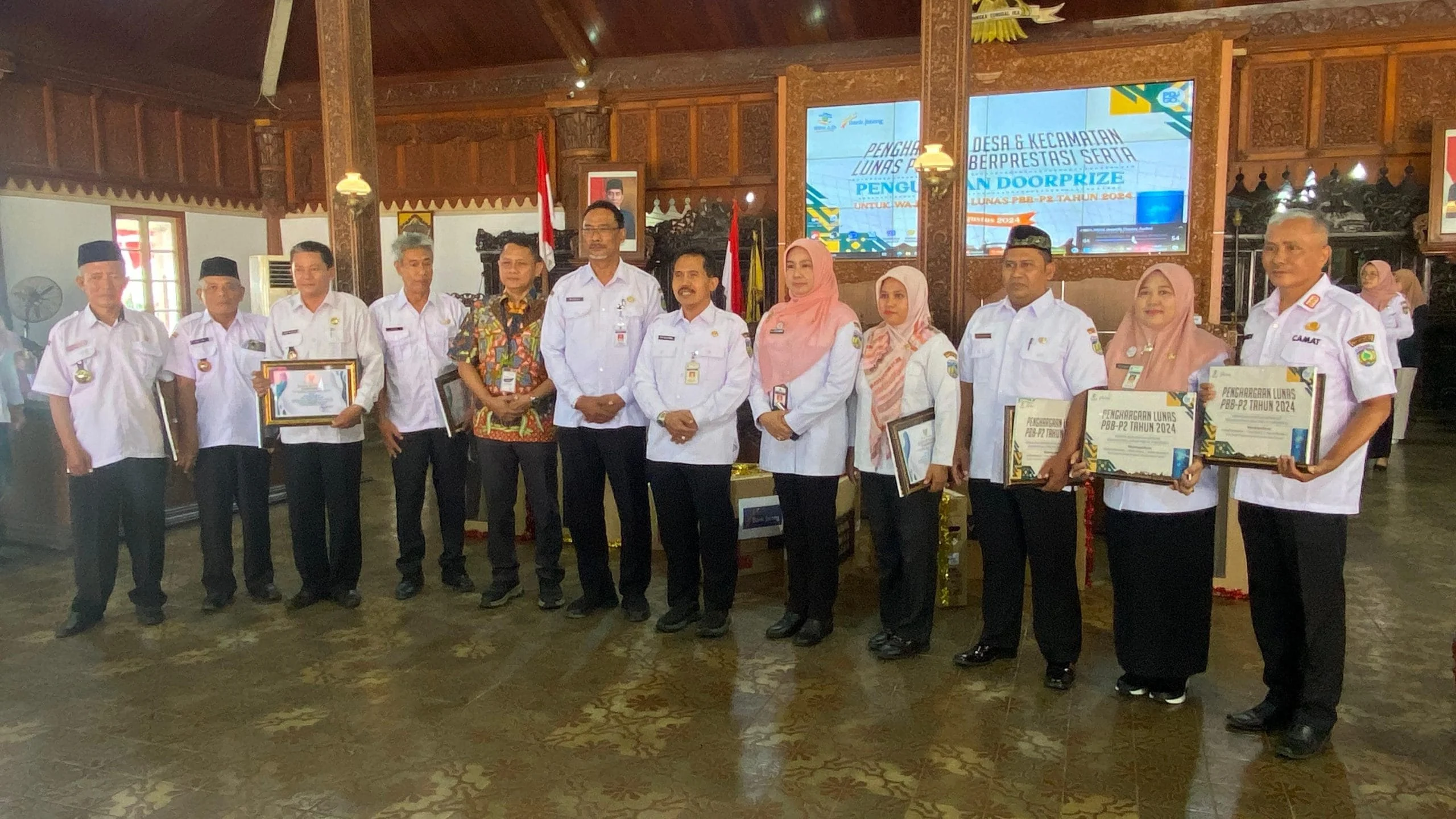 Pemprov NTB Apresiasi Warga Taat Pajak dengan Undian Emas 12 Gram