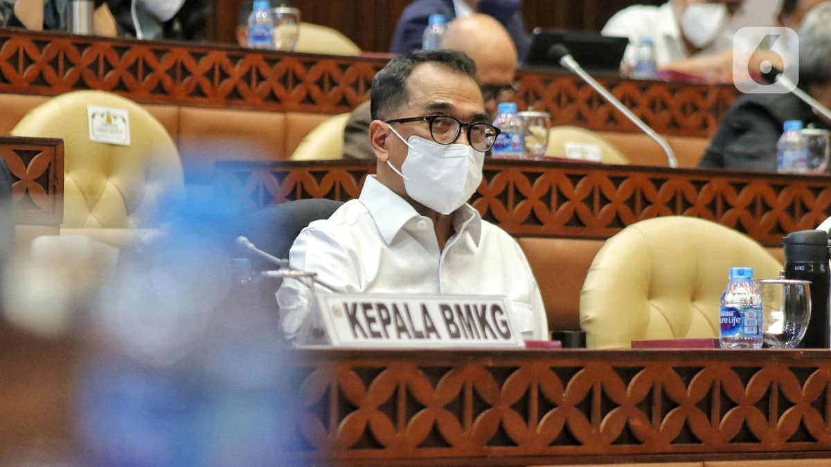 Pengadilan Medan Disorot: Hakim Diminta Objektif, Mantan Menhub Budi Karya Bantah Minta Uang Kontraktor dalam Kasus Korupsi PT KAI