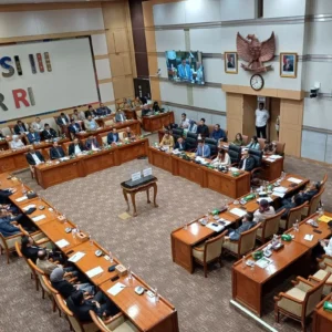 Pengakuan Sahroni: Wanita Pura-pura Pegawai KPK Minta Rp300 Juta di Ruang DPR, Polisi Tangkap Penipu