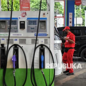 Perang Iran Memicu Lonjakan Harga BBM, Perbedaan Dampak pada BBM Subsidi dan Non‑Subsidi