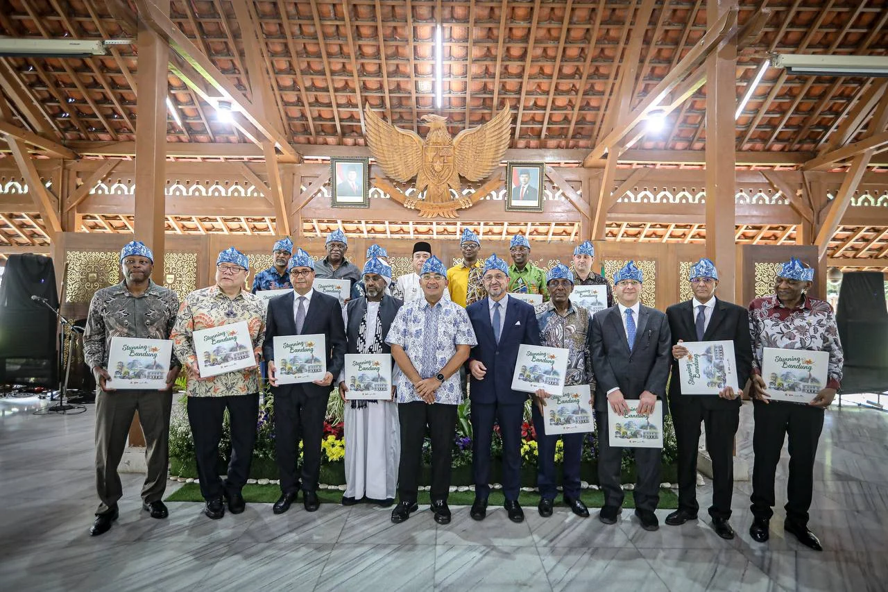 Peringati 71 Tahun KAA, Microlibrary Asia Afrika Bandung Pamerkan Arsip Langka Perjalanan Bandung ke Kancah Dunia