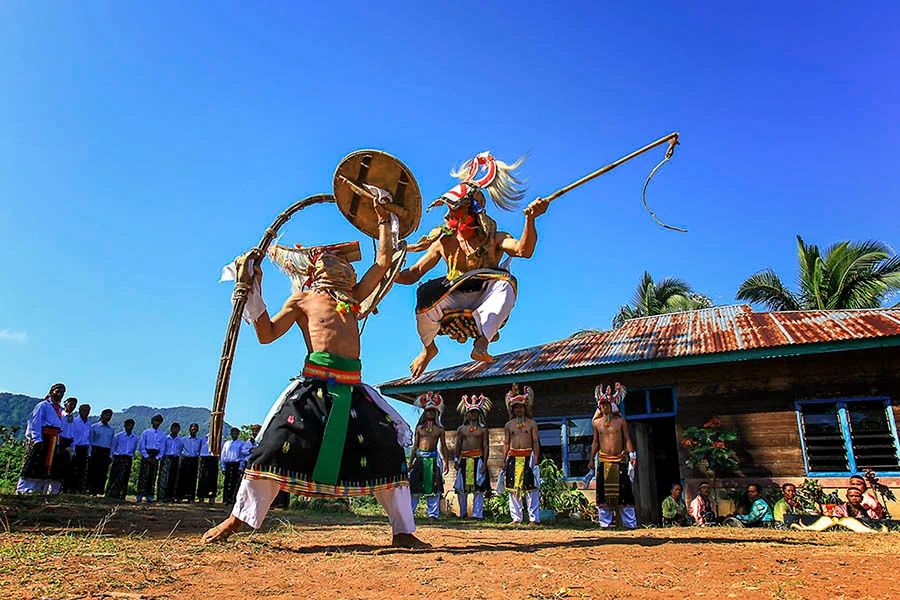 Perpaduan Agama dan Budaya Pascapaskah di Lewolaga, Flores Timur