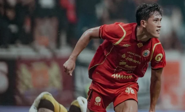 Persija Jakarta Hancurkan Persebaya 3-0, Eksel Runtukahu Jadi Bintang Lapangan