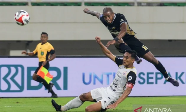 Persipura Kembali ke Jalur Kemenangan Usai Atasi PSIS 3-1