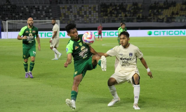 Persita Target Sejarah di Stadion GBT: Kejar Poin Penuh Lawan Persebaya Surabaya