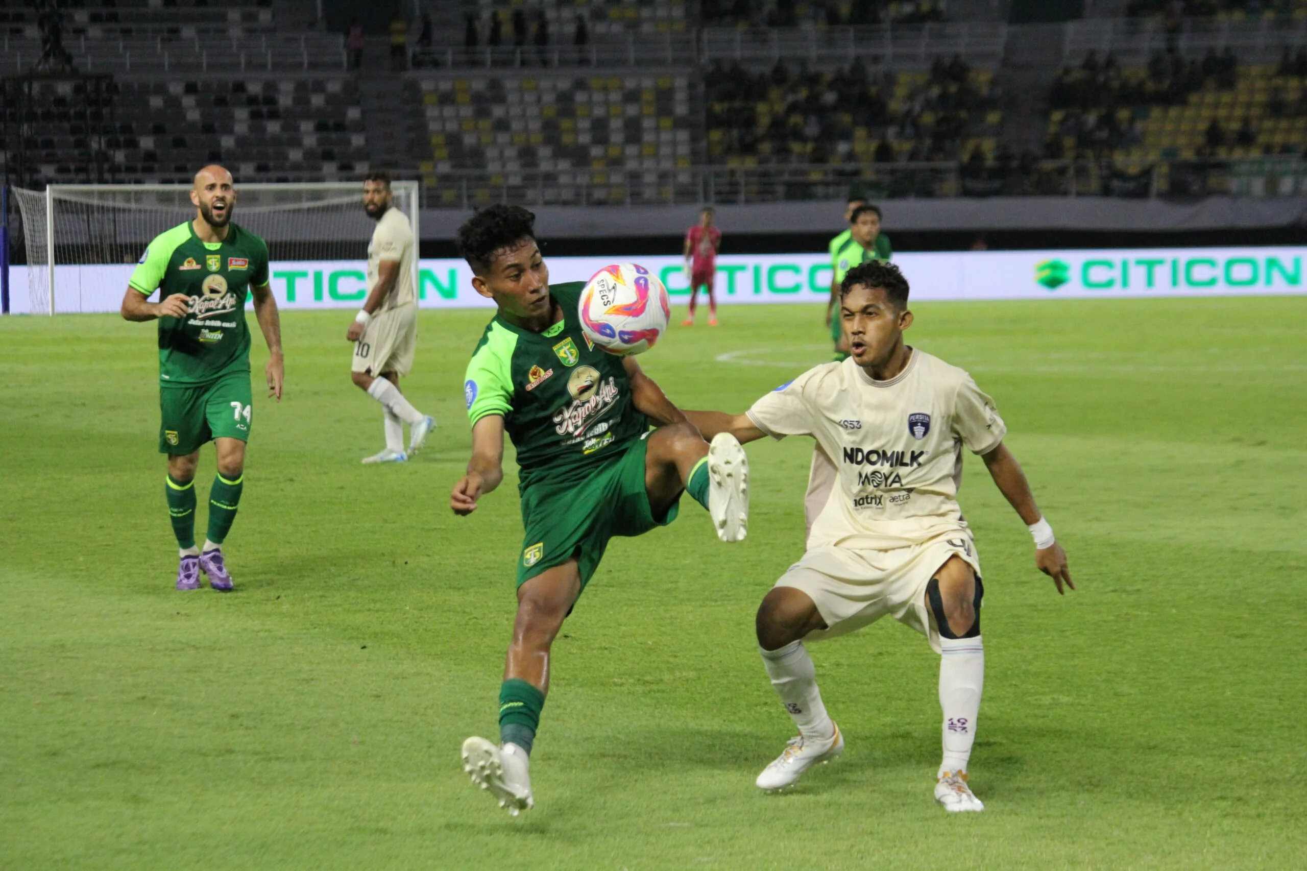 Persita Target Sejarah di Stadion GBT: Kejar Poin Penuh Lawan Persebaya Surabaya