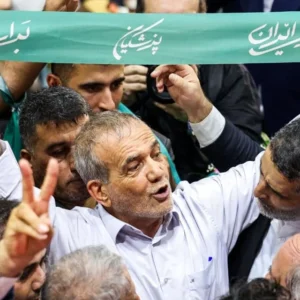 Pezeshkian: Iran tidak akan Meninggalkan Saudaranya di Lebanon