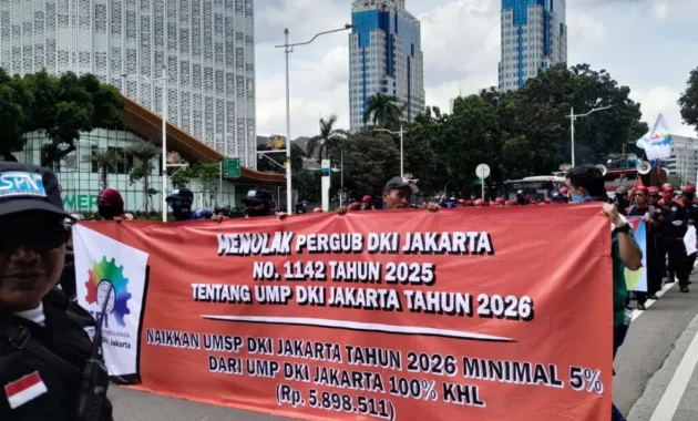 Polisi Keluarkan 24.980 Personel Gabungan untuk Mengawal Hari Buruh 2026 di Monas