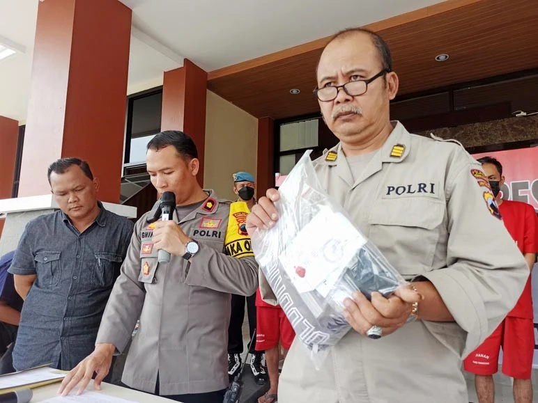 Polisi Tangkap Lima Pengedar Obat Keras Tanpa Resep di Jakarta Pusat