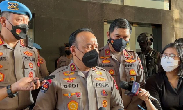 Polisi Vicky Aristo Mundur: Pengunduran Diri yang Mengguncang Kepolisian Nasional