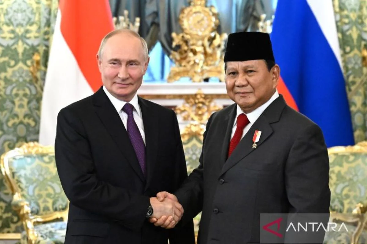 Prabowo Bahas Ketersediaan Minyak Bersama Presiden Rusia, Vladimir Putin