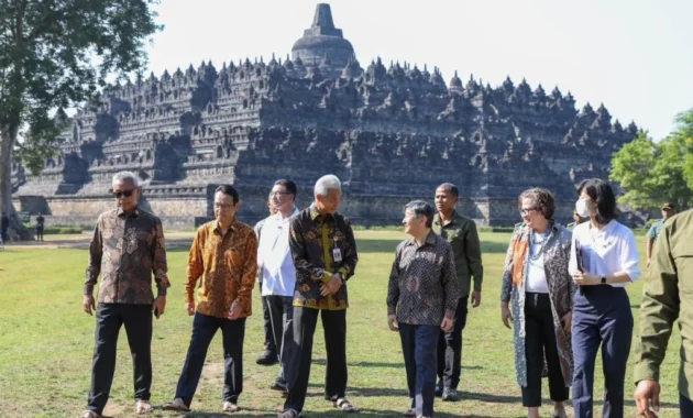 Prabowo Bertemu Kaisar Naruhito, Kenangan Borobudur Menggugah Saat Diperkenalkan ke Putra Mahkota Jepang