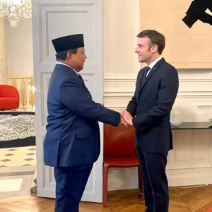 Prabowo Subianto Bahas Penguatan Kerja Sama Pertahanan dan Ekonomi Kreatif dalam Pertemuan dengan Presiden Prancis Emmanuel Macron di Paris