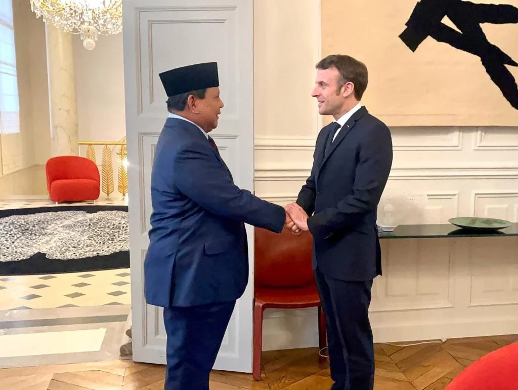 Prabowo Subianto Bahas Penguatan Kerja Sama Pertahanan dan Ekonomi Kreatif dalam Pertemuan dengan Presiden Prancis Emmanuel Macron di Paris