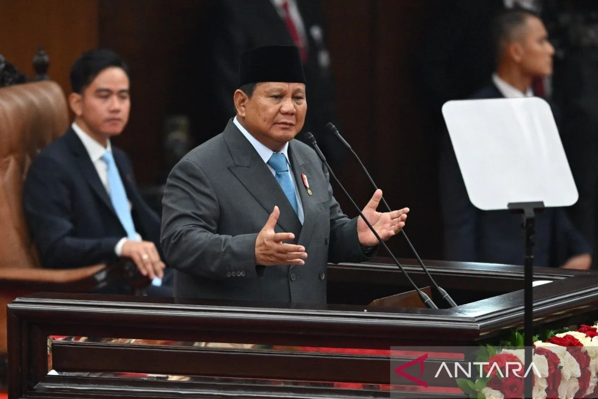 Prabowo Tegaskan Indonesia Tetap Aman di Tengah Gempuran Hoaks Perang Dunia III