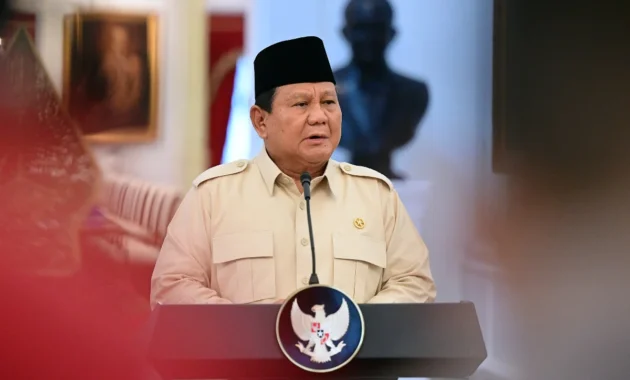 Presiden Prabowo: Dana Penertiban Satgas PKH Akan Perbaiki Sekolah dan Rumah Rakyat Presiden Prabowo: Dana Penertiban Satgas PKH Akan Perbaiki Sekolah dan Rumah Rakyat