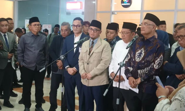 Presiden Prabowo Pangkas Biaya Haji 2026 Turun Rp2 Juta per Calon Haji Presiden Prabowo Pangkas Biaya Haji 2026 Turun Rp2 Juta per Calon Haji