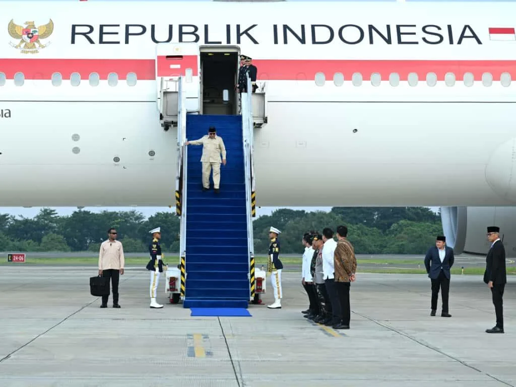 Presiden Prabowo Tiba di Tanah Air Usai Lawatan dari Rusia dan Prancis, Bawa Oleh-oleh Berbagai Kesepakatan Strategis