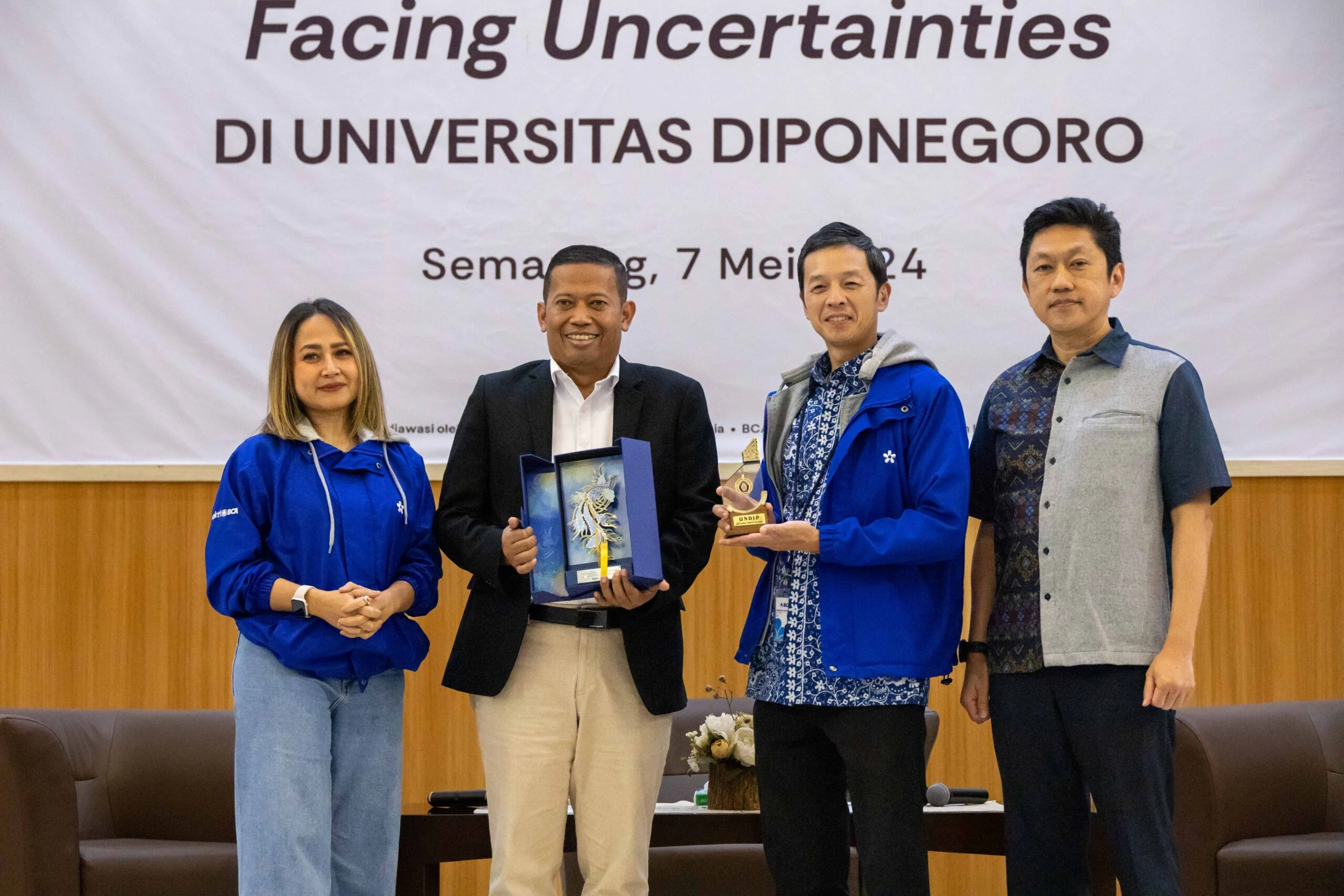 Prestasi Mahasiswa Undip, Rincian UKT, dan Tantangan Lingkungan Kampus: Harmoni Ilmu, Spiritualitas, serta Kesejahteraan Mahasiswa