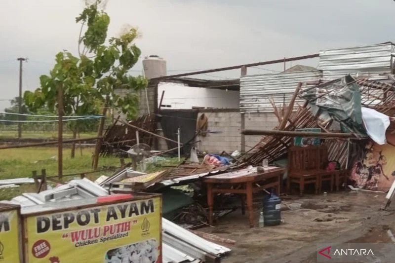 Puluhan Rumah dan Fasilitas Umum di Klaten Rusak Akibat Angin Kencang