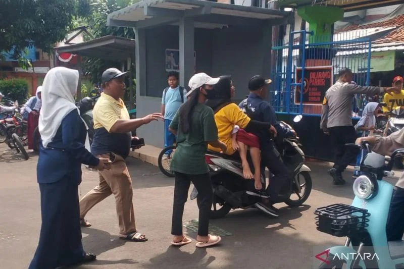 Puluhan Siswa dari Empat Sekolah di Jakarta Timur Diduga Keracunan Spageti MBG