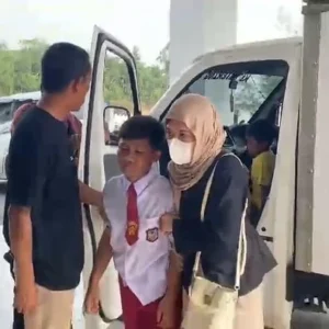 Puluhan Siswa di Jakarta Timur Diduga Keracunan Usai Santap MBG, BGN Tutup Dapur SPPG