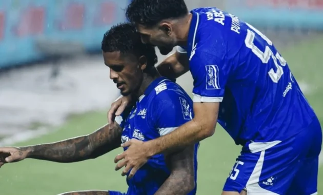 Ramon Tanque Bersinar Lagi! Persib Bandung Hajar Bali United 5‑3 dalam Drama Lima Gol