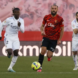 Real Madrid Terdesak Mallorca: Muriqi Bersinar, Camavinga Diuji Kesabaran