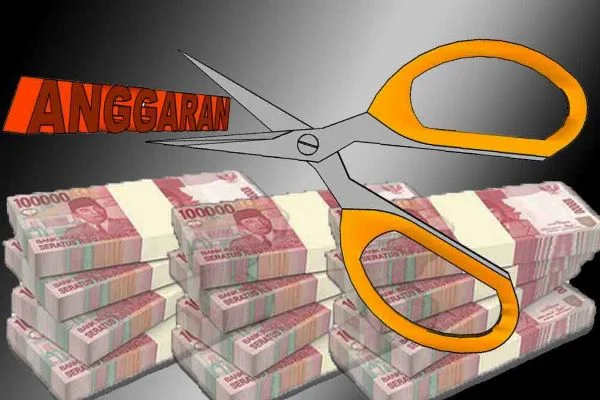 Riau Terapkan WFH Setiap Jumat, Kendaraan Dinas Dipotong 50%: Langkah Efisiensi Energi Pemerintah