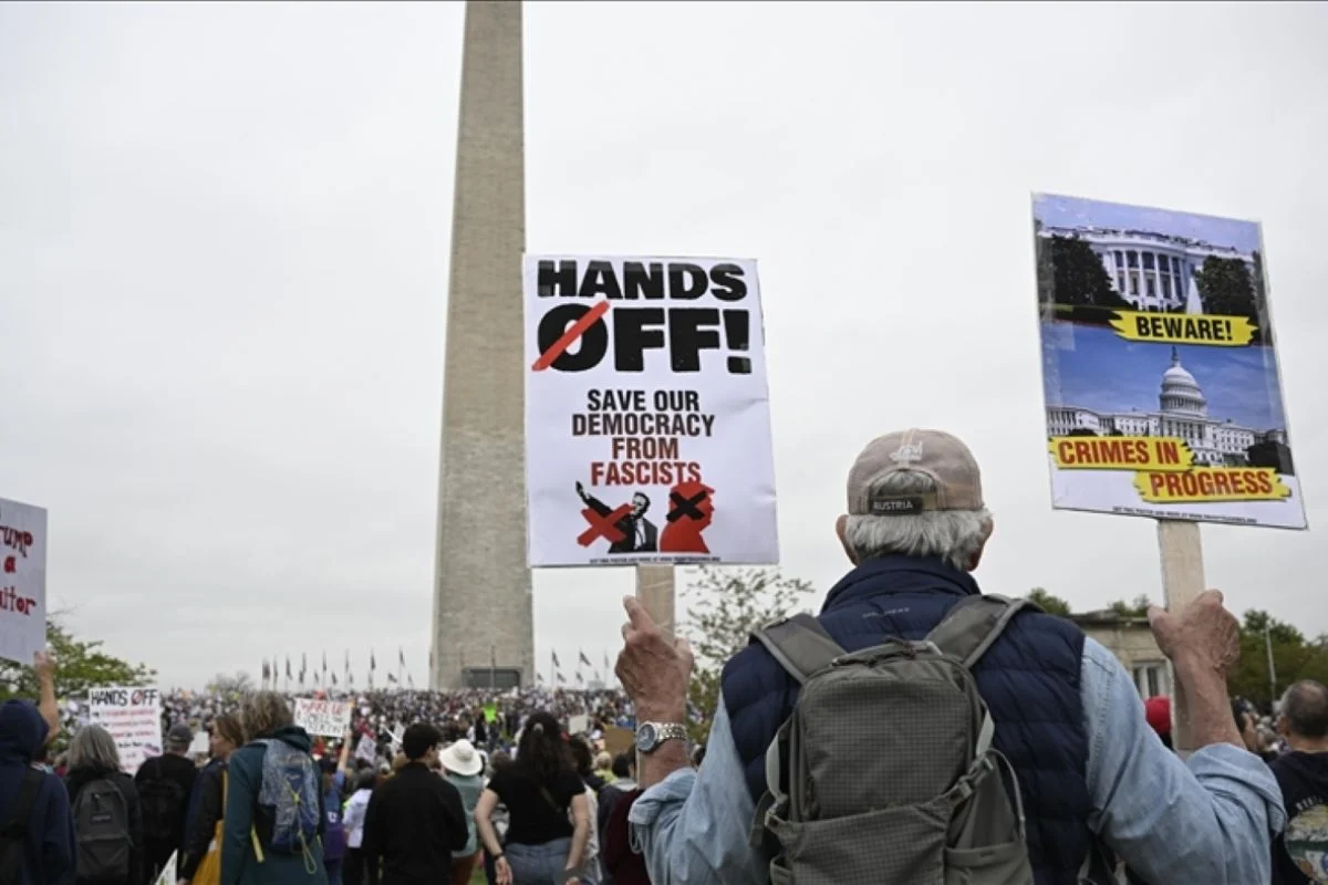 Ribuan Warga Amerika Bangkit dalam Aksi ‘No Kings’, 8 Juta Turun ke Jalan Tolak Trump