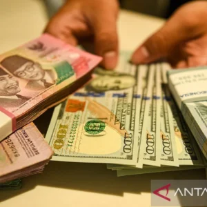 Rupiah Menguat ke Rp17.123 per Dolar AS pada Rabu Pagi