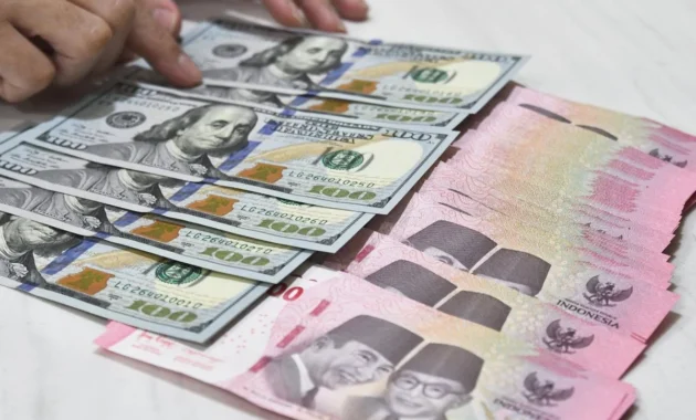 Rupiah Menguat ke Rp17.141 per Dolar AS pada Kamis Pagi