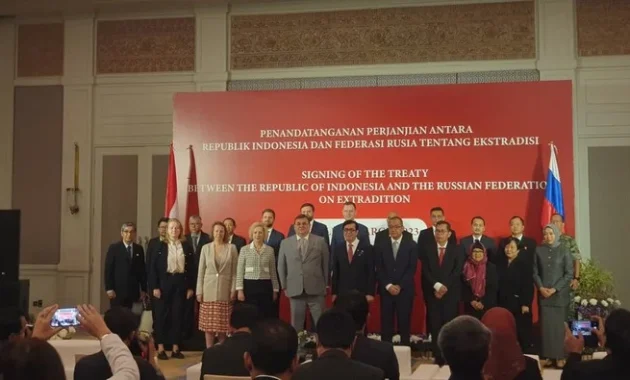 Rusia Larang Warganya Ke Negara dengan Perjanjian Ekstradisi AS: Ancaman Penangkapan dan Dampaknya