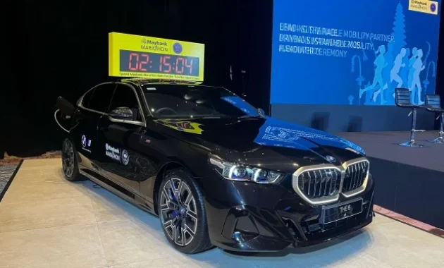 Saat Penjualan Mobil Mewah Merosot Tajam, BMW Justru Gelar Pameran Masif di Jakarta