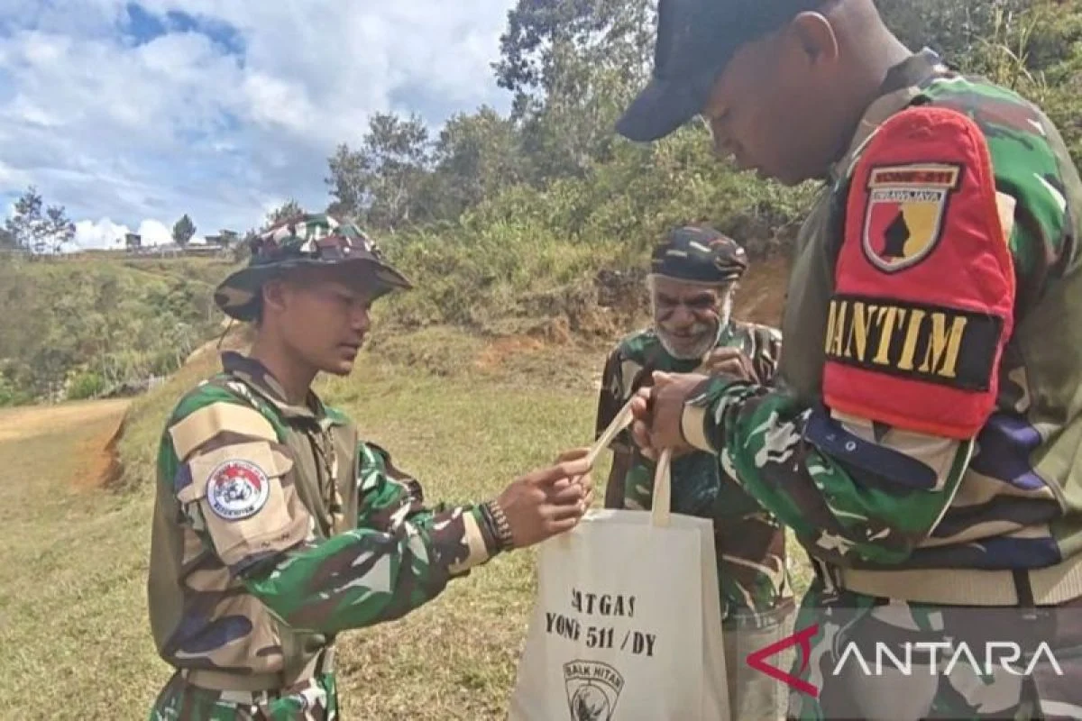 Satgas Yonif 511 Perkuat Komunikasi dengan Tokoh Masyarakat Karubaga untuk Stabilisasi Keamanan Papua