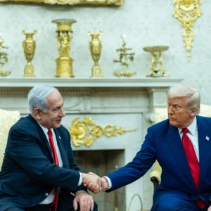 Sekutu Kental Trump-Netanyahu Keok di Pemilu Hungaria