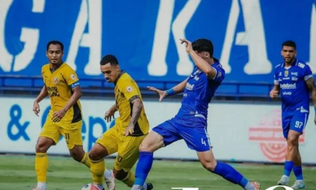 Semen Padang vs Persib: Duel Penentu di 7 Laga Akhir Super League 2025/2026