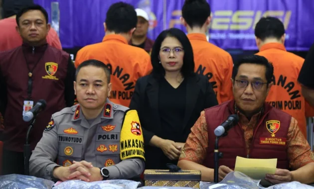 Sindikat WNA Liberia Tipu Warga Korea Rp1,6 Miliar dengan Modus Detergen Cair Black Dollar