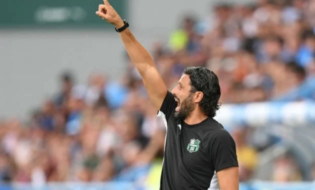 Skandal di Genoa: Pelatih Sassuolo Sindir Jay Idzes Usai Kekalahan, Fans Kaget dengan Kritik Tajam