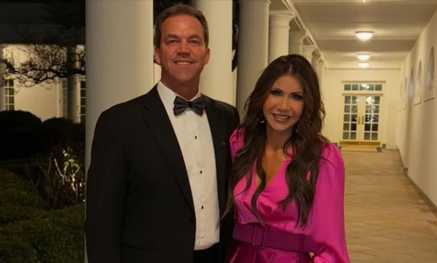 Skandal Fetish Bryon Noem: Dari Bimbofication Hingga Ancaman Keamanan Nasional