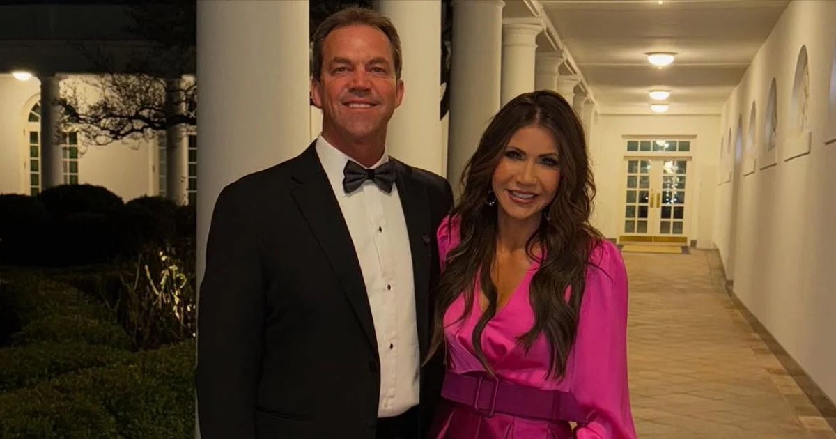 Skandal Fetish Bryon Noem: Dari Bimbofication Hingga Ancaman Keamanan Nasional