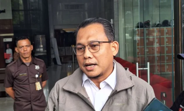 Skandal Korupsi Pita Cukai: Bos Rokok HS Muhammad Suryo Ditembak KPK