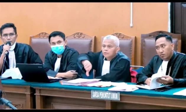 Skandal Pemerasan Jaksa Dompu: Tiga Penuntut Umum Ditangkap Diduga Tekan Camat Pajo