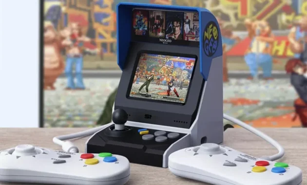 SNK hadirkan kembali konsol klasik Neo Geo AES dalam versi modern