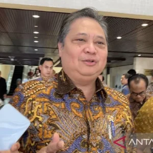 Soal Wacana Pemotongan Gaji Menteri 25 Persen, Airlangga Hartarto Sebut Belum Pernah Dibahas