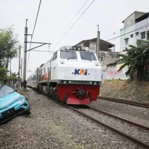 Sopir Taksi Green SM Ditangkap Polisi Terkait Kecelakaan KRL di Stasiun Bekasi Timur