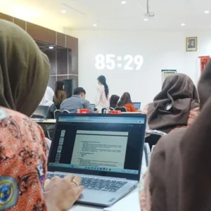 Soroti Wacana Penghapusan Prodi, DPR Ingatkan Kemendiktisaintek Beri Dasar Kajian Akademik